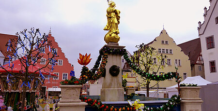 Österlicher Marienbrunnen